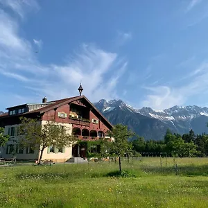 Hotel Landhotel Gasthof Eichhof Natters, Innsbruck